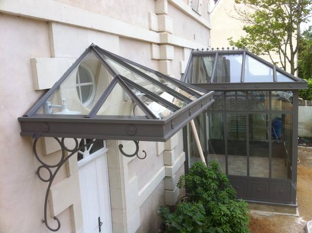 Marquise en verre et aluminium — JLR Menuiseries Angers