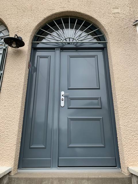 Porte d'entrée sur mesure — JLR Menuiseries Angers
