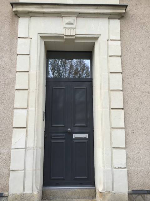 Porte d'entrée sur mesure — JLR Menuiseries Angers