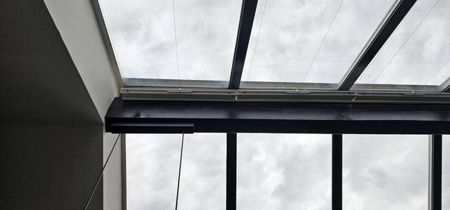 Store intérieur sur mesure — JLR Menuiseries Angers